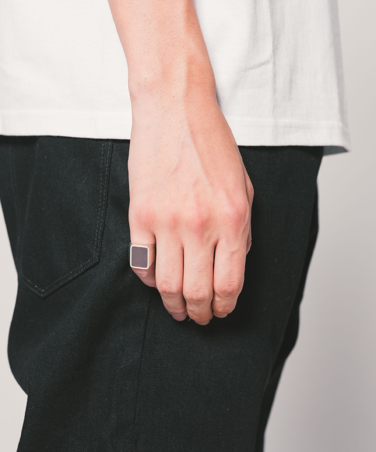 SQUARE PINKY RING SQUARE PINKY RING