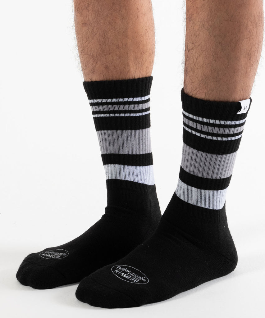 2 Pcs PACK LINE SOCKS "LARRY"