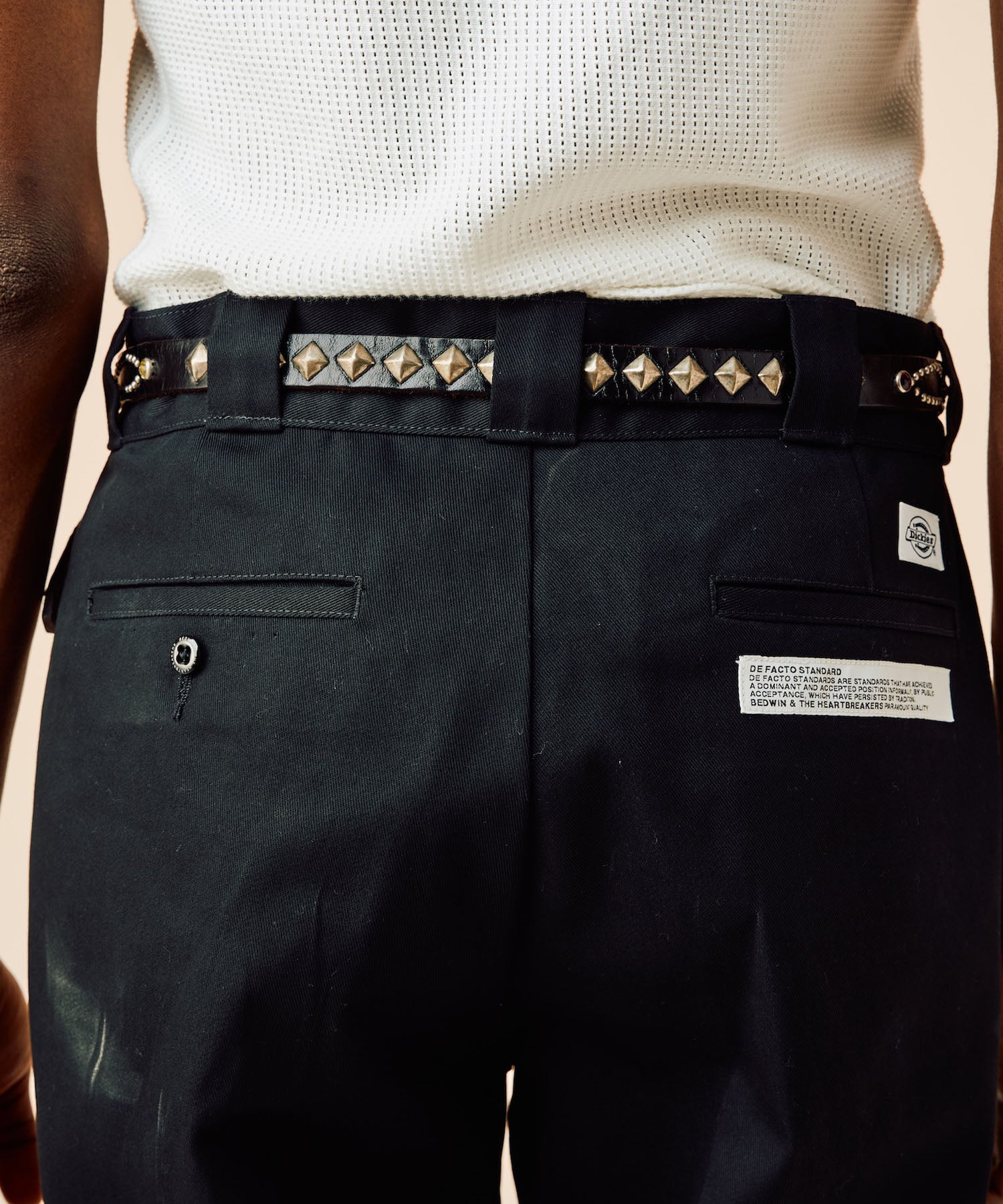 EXCLUSIVE STUDS BELT 