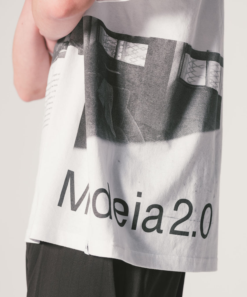 MEDIA 2.0 Ex. S/S PRINT T "MEDEIA 2.0"