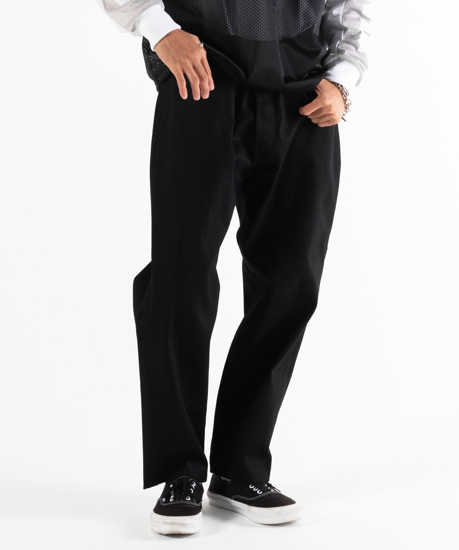 10L STRIGHT FIT DENIM PANTS 